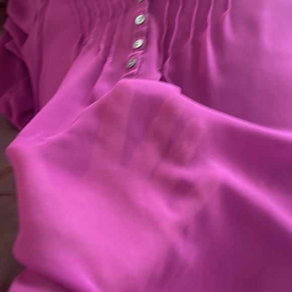 Pink sheer top - Picture 3 of 3